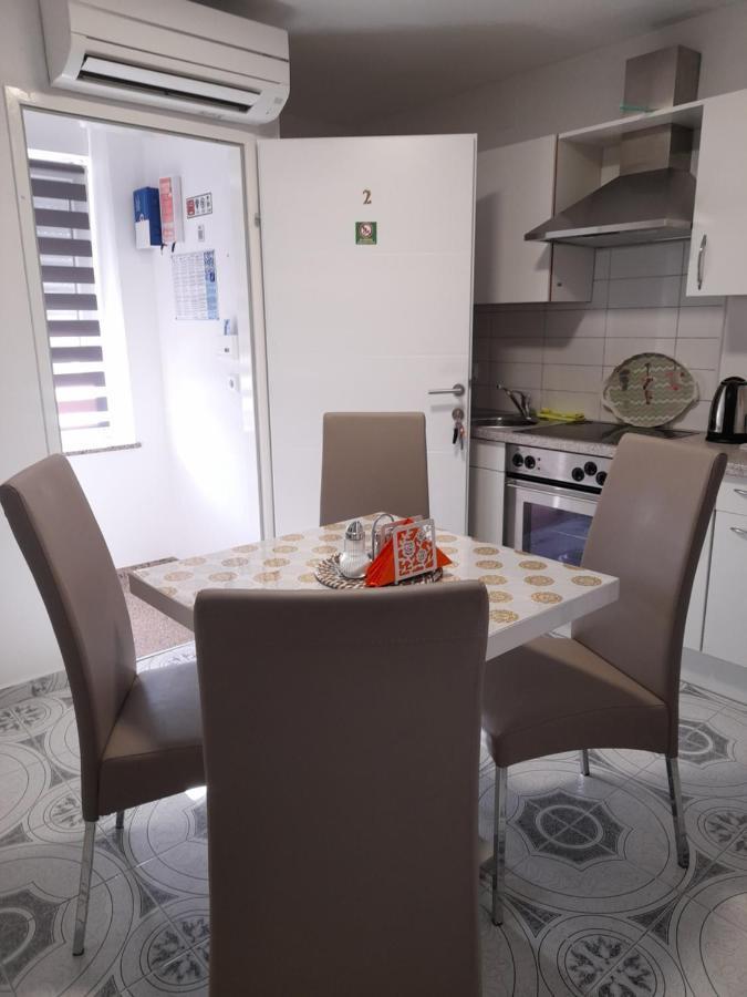 Apartments Donella Umag Extérieur photo