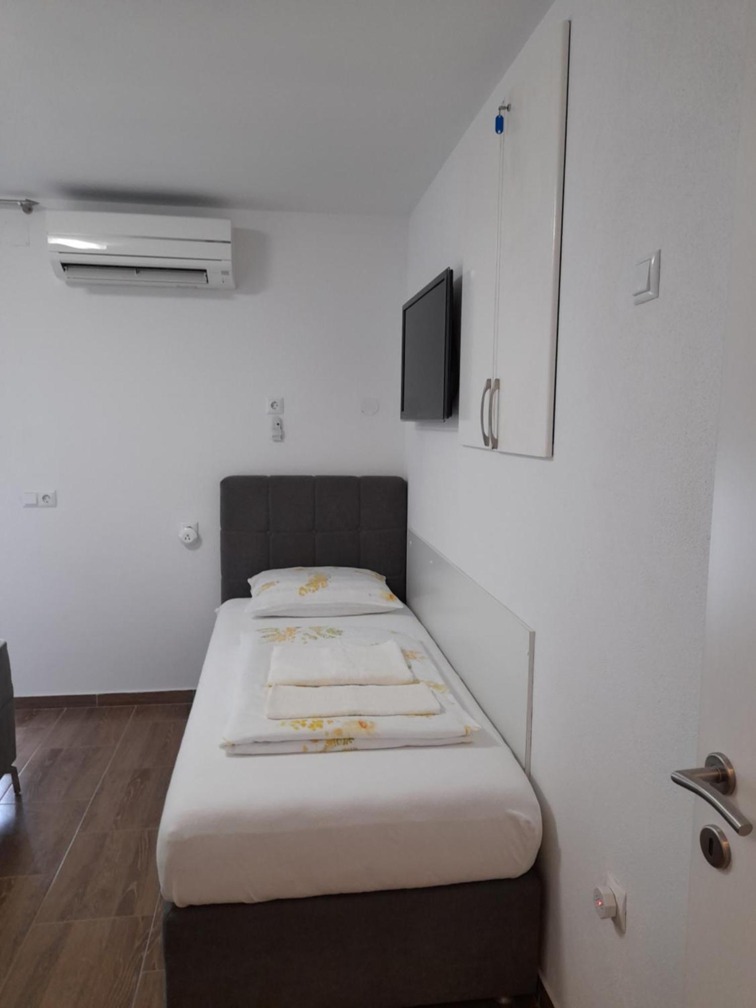Apartments Donella Umag Extérieur photo