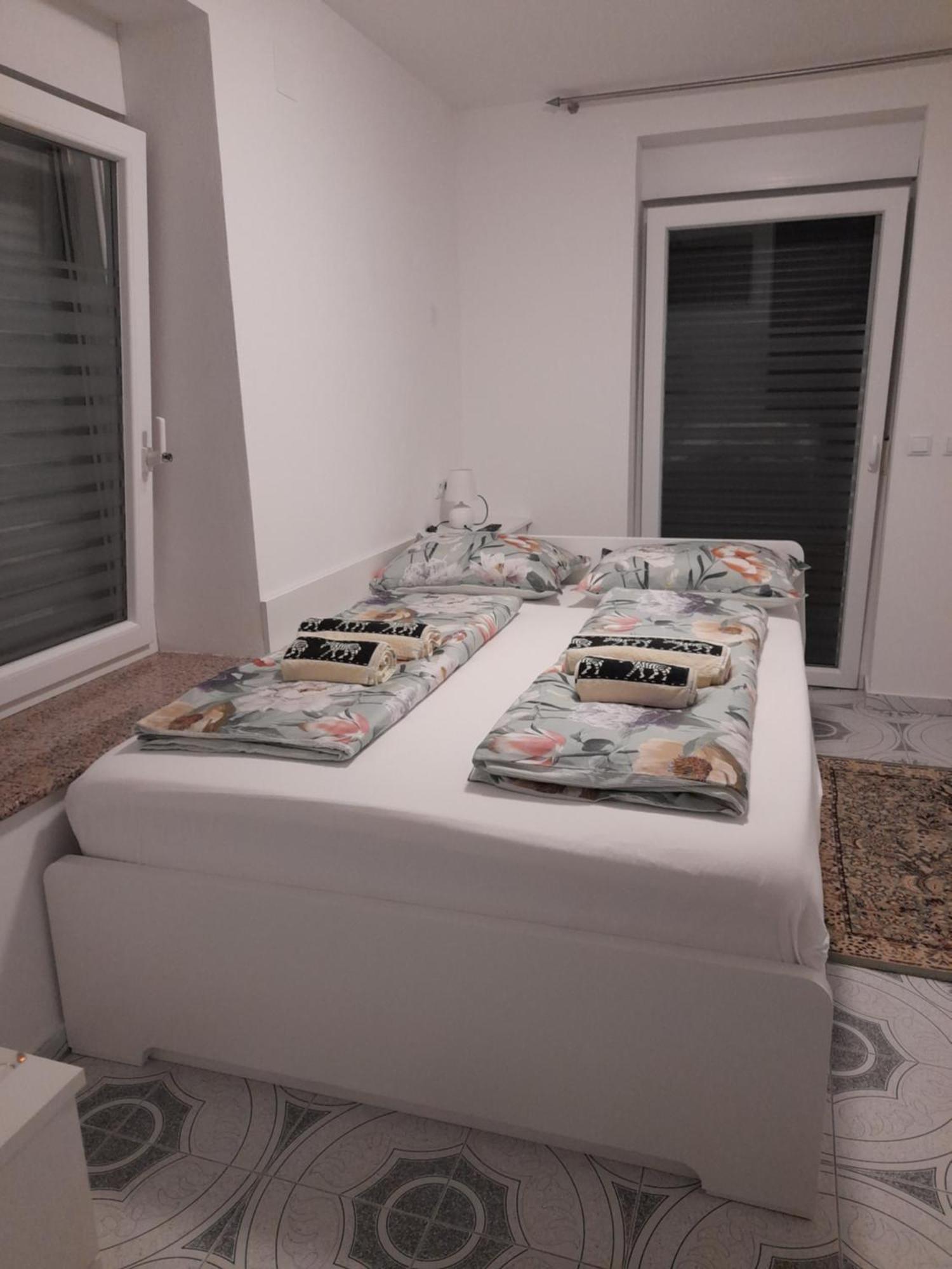 Apartments Donella Umag Extérieur photo